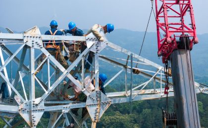 电网投资建设跑出“加速度” 带动产业链上下游发展