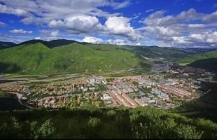 “科普少年行·无废进校园”公益行动走进青海达日