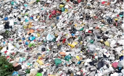 云南山谷现5000吨垃圾冲上热搜，“闪电清理”难掩长效监管之困