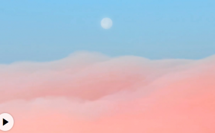 美若仙境！重庆粉色云瀑上的月亮太浪漫了  