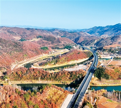 1765344384778476.jpg 在湖北省十堰市房县,“四好.jpg