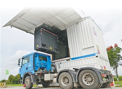 1768193179355706.jpg 江苏太仓沙溪服务区,一辆.jpg