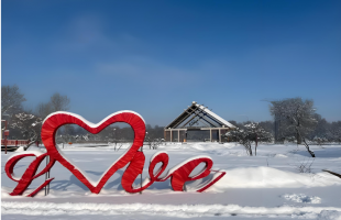 冰雪“冷资源”带动全域“热经济”