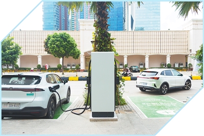 1761623978871560.jpg 在柬埔寨金边,中国.jpg